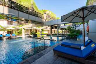 Kolam Renang 4 VOUK Hotel & Suites