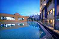 Swimming Pool Atria Residences Gading Serpong