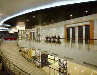 Lobi 2 Atria Hotel Magelang