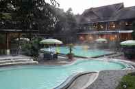 Kolam Renang Sari Ater Hotel