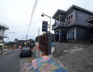 Bangunan 2 Full House 2 Bedroom at Ceria Homestay