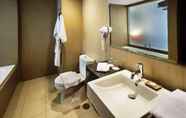 In-room Bathroom 2 Sense Sunset Seminyak