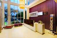 Lobby Hotel Vio Surapati