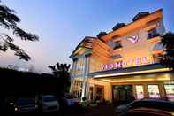 Exterior Hotel Vio Surapati