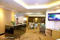 บาร์ คาเฟ่ และเลานจ์ Hotel Menara Peninsula