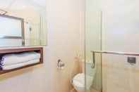 In-room Bathroom The Studio Inn Nusa Dua