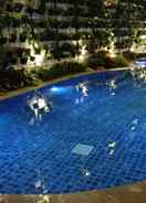 SWIMMING_POOL DBest Hotel Pasar Baru Bandung