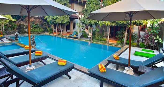 Swimming Pool Puri Sading Hotel