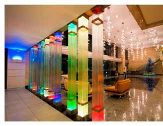 Lobby 2 FM7 Resort Hotel – Bandara Jakarta Airport