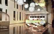 Lobby 2 FM7 Resort Hotel – Bandara Jakarta Airport