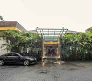 Exterior 5 Super OYO Collection O 295 Grha Ciumbuleuit Guest House