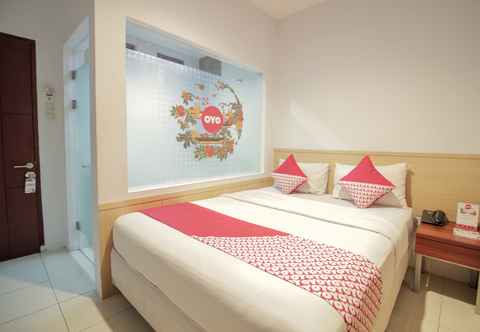 Bedroom Super OYO Collection O 295 Grha Ciumbuleuit Guest House