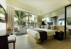 Bedroom 6 The Akmani Legian 