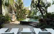 Swimming Pool 2 The Akmani Legian 