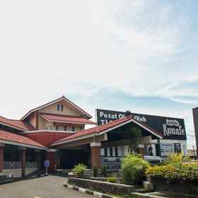 Exterior / Building 1 Meliala Topas Galeria Hotel, Hotel Mandalajati