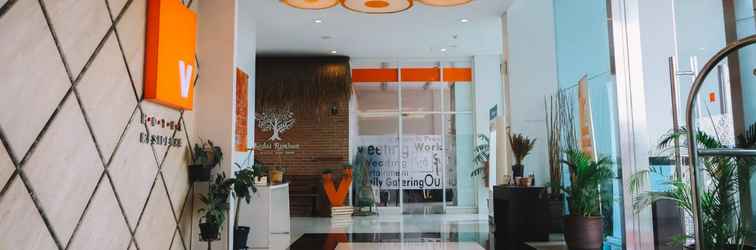 Lobby V Hotel & Residence