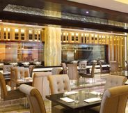 Restaurant 6 Four Points by Sheraton Medan