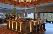 Bar, Cafe and Lounge 7 The Singhasari Resort Batu