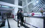 Lobby 3 Shakti Hotel Bandung