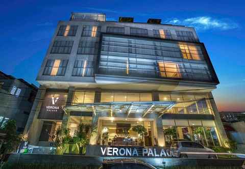 Exterior Verona Palace Boutique Hotel Bandung