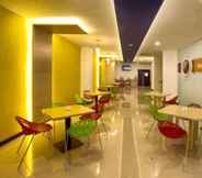 Restaurant 7 Zodiak Paskal by KAGUM Hotels