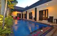 Swimming Pool 7 Andari Legian Hotel