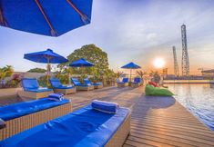 Swimming Pool 4 J4 Hotels Legian