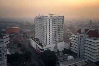 Exterior 4 The Square Surabaya Hotel