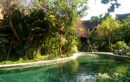 Swimming Pool 6 Kampung Cenik