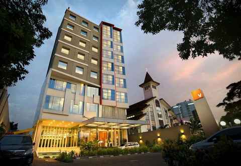 ภายนอกอาคาร V Hotel Tebet Jakarta