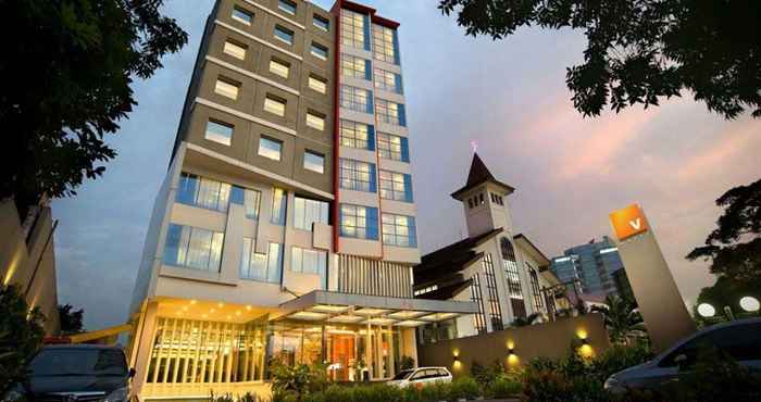 Bangunan V Hotel Tebet Jakarta