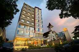 V Hotel Tebet Jakarta, ₱ 1,627.93