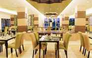 Restaurant 7 Lorin Syariah Hotel Solo