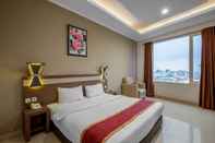 Bedroom Raffleshom Hotel