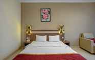 Kamar Tidur 3 Raffleshom Hotel