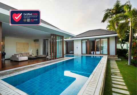 สระว่ายน้ำ C151 Smart Villas at Seminyak