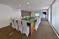 ห้องประชุม Whiz Hotel Pemuda Semarang