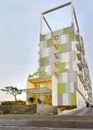 EXTERIOR_BUILDING Whiz Hotel Pemuda Semarang