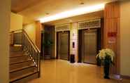 Lobby 4 Rangkayo Basa - Halal Hotel