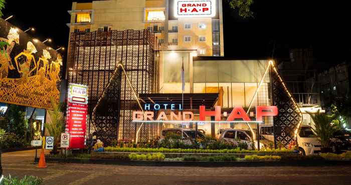 Exterior Grand HAP Hotel