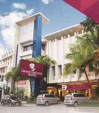 Luar Bangunan 4 Grand Orchid Hotel Solo