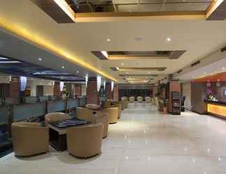 Lobi 2 Hotel Aria Barito Banjarmasin