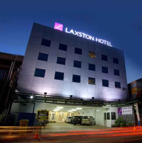 EXTERIOR_BUILDING Laxston Hotel Yogyakarta