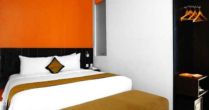 Kamar Tidur J Hotel Soekarno Hatta