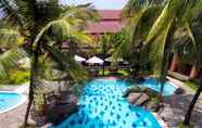 Kolam Renang 2 The Arnawa Hotel