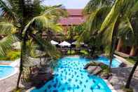 Kolam Renang The Arnawa Hotel