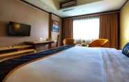 Bedroom 3 Nagoya Mansion Hotel & Residence Batam