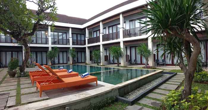 สระว่ายน้ำ ABISHA Hotel Sanur