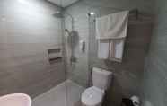 In-room Bathroom 7 ABISHA Hotel Sanur