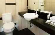 Toilet Kamar 4 The Tusita Hotel Bali